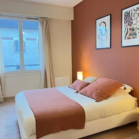 Le Marron Glace - T3 + Parking Appartement *